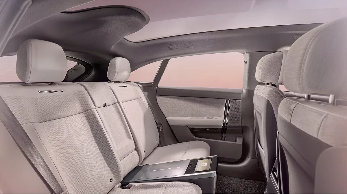 Range Rover GT британ бренди жаңы электр кросс-купени даярдады 7